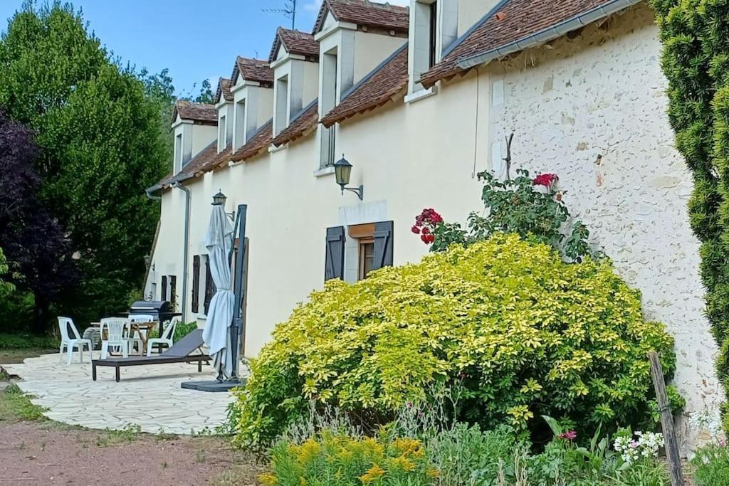 Maison Familiale La Vernelle Buitenkant foto