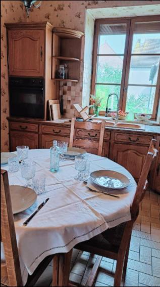 Maison Familiale La Vernelle Buitenkant foto